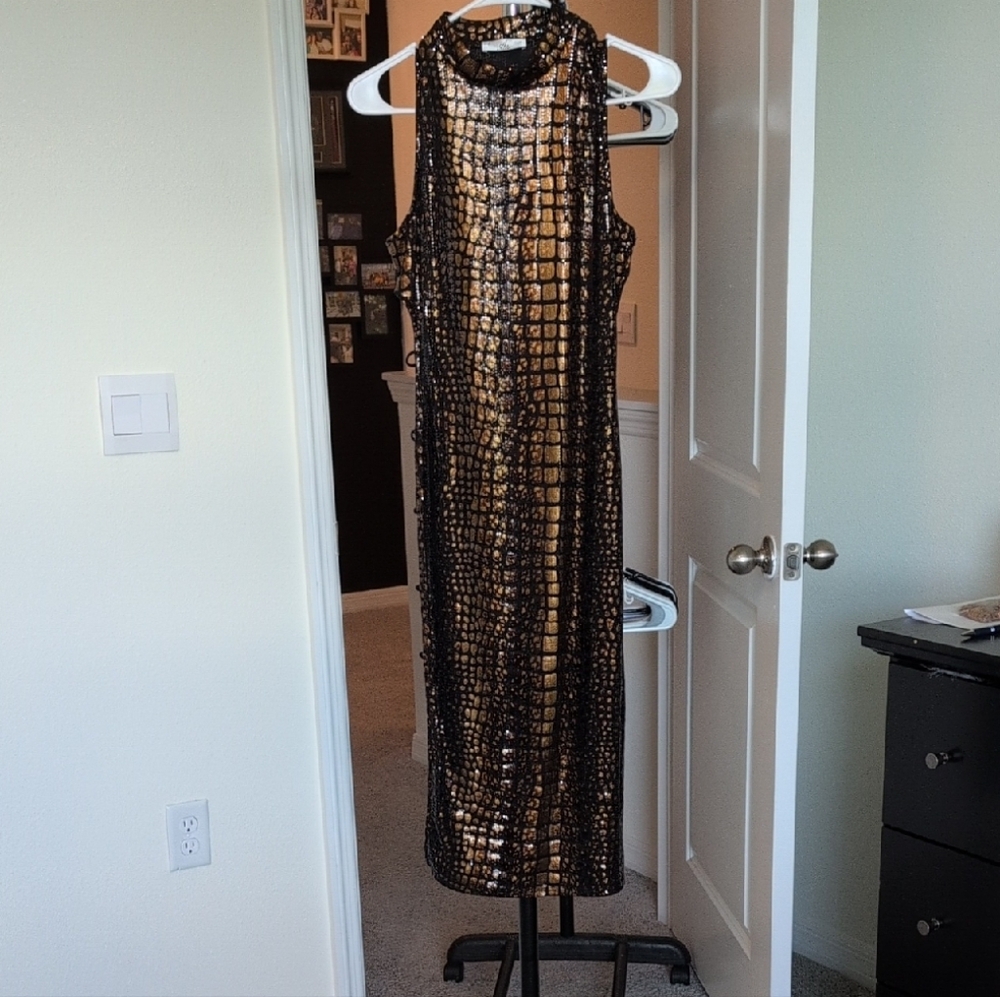 A3 Design Black and Gold Sequin Midi Dress
